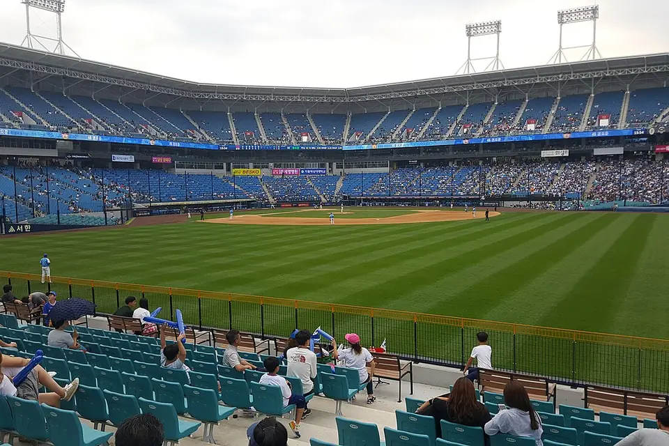 寿城区で見るSamsung Lions Park on September 25th, 2016の実写