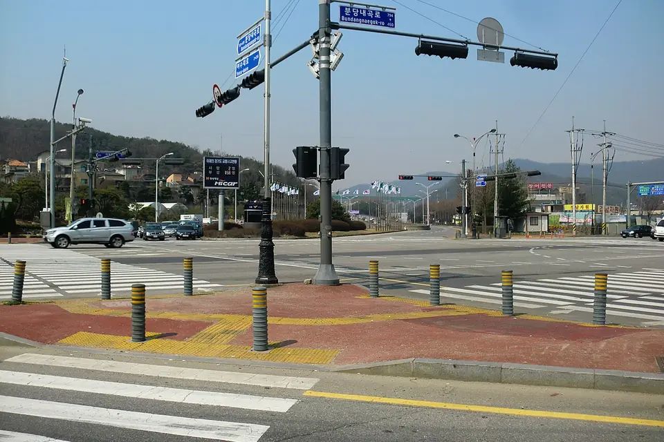 城南市で見るSeongnam Siheung Intersectionの実写