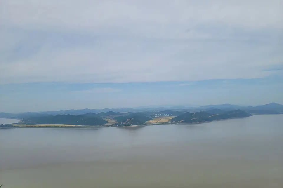 金浦市で見る애기봉 전망대の実写