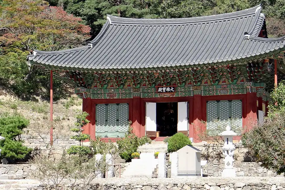 扶安郡で見るGaeamsa Daeungjeon 13-05583 - Buan-gun, Jeollabuk-do, South Koreaの実写